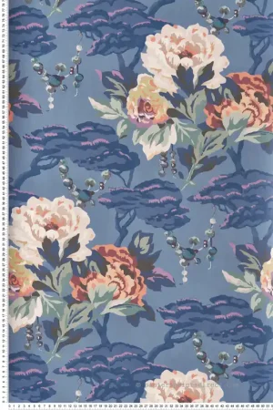Papier peint Bouquet de Rose Vintage Paeonia bleu indigo - V&A Decorative Papers d‘Initiales Réf. INI-31117002 Offre Du Jour