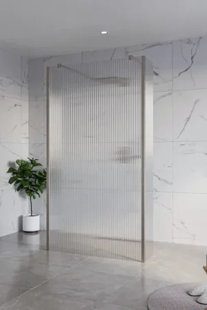 Usine Directe Fortifura Galeria Douche à l‘italienne - 110x200cm - verre clair nervuré - anticalcaire - verre de sécurité 8mm - 2 parois latérales 30cm - avec bras muraux et profilés d‘angle - Gunmetal
