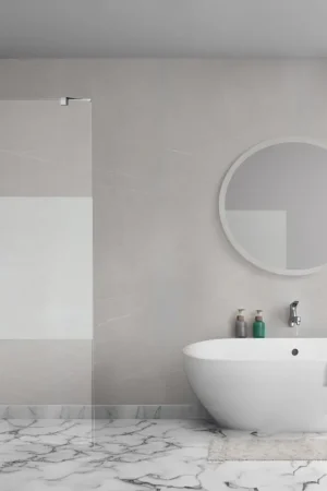 Achat Immédiat Aqua Vista Arsena Paroi de douche à l‘italienne - 45x200cm - incl. barre de fixation murale - Verre transparent avec bande mate - Chrome