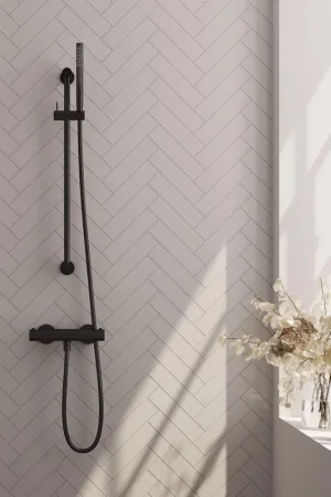 Bon Plan BRAUER Stripe Mitigeur thermostatique de douche en applique - SET 01 - barre coulissante - douchette à main - flexible de douche - noir mat