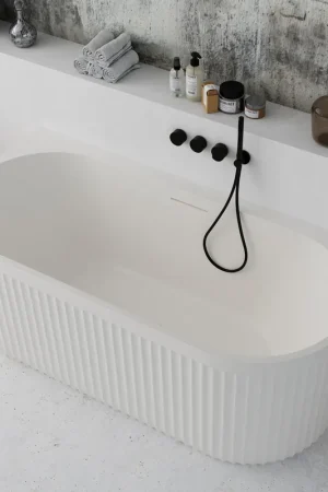 Super Prix Ideavit Archtec Baignoire semi-îlot 170x80x63cm - - Rock Texture - avec trop-plein - bonde clic clac - pieds réglables - blanc