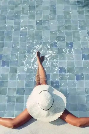 Carrelage extérieur piscine Spa&Pools Sky Blue Equipe Livraison Express